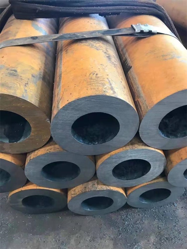 恩施20号厚壁无缝钢管