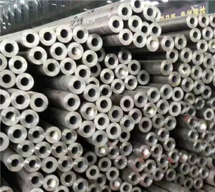 恩施GB8162结构用无缝钢管